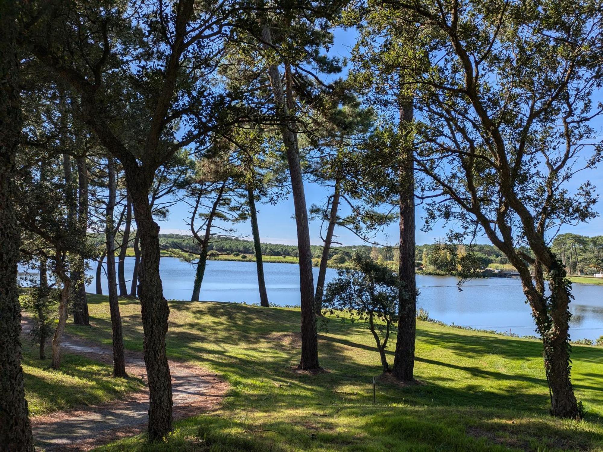 Residence Mes Amours D'Enfants - Les Villas Du Lac 수스톤 외부 사진